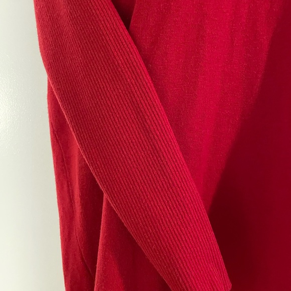 Macy’s 🍒 Red Sweater - Sz. XS - Picture 2 of 8